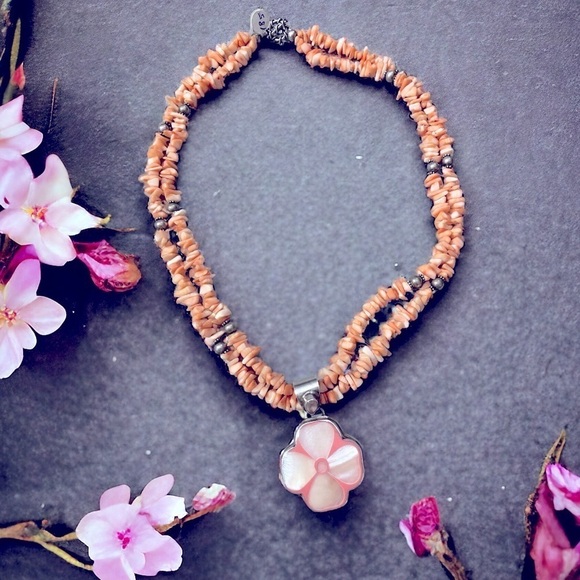 Sterling Silver Pink Coral Nugget Bead Necklace w/mother of Pearl flower pendent - Picture 1 of 10